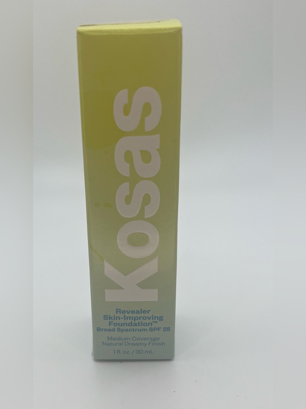 NIB Kosas Revealer Foundation SPF 25 Very Light Neutral 110 Exp 10/2027